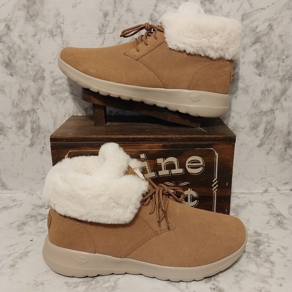 Pre-owned 2019 skechers on the go joy cush boots - Picture 1 of 13